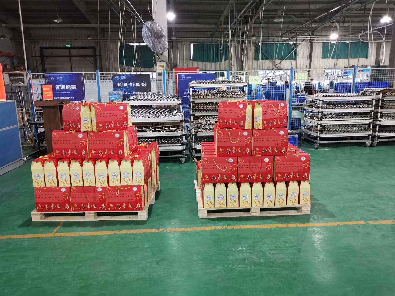 �᳹����������ȫ��ȷ������������һ��Ա��